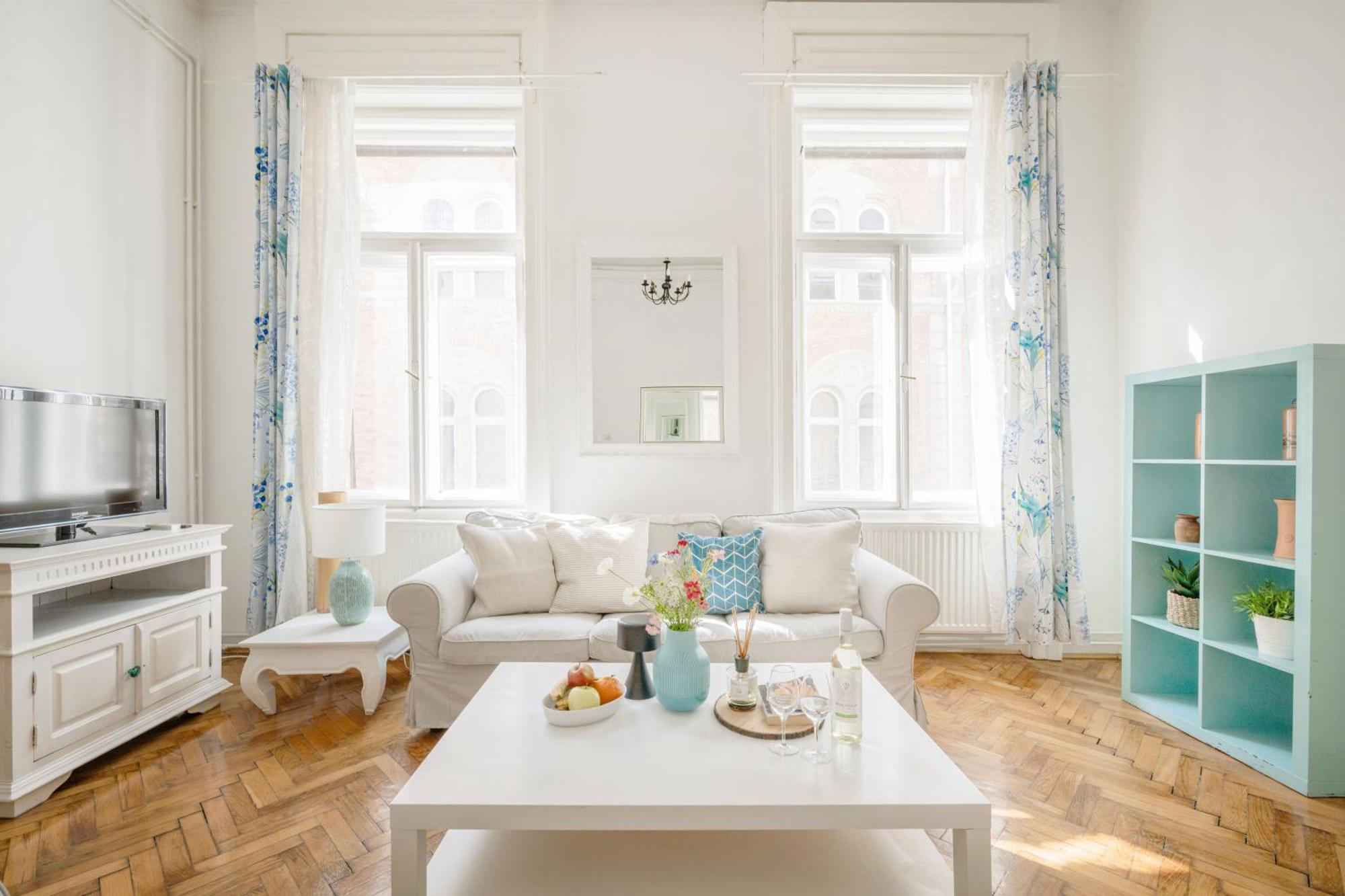 Apartment Wellness Retreat With Sauna & Jacuzzi - 1 Min To Opera